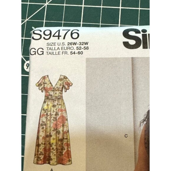 Simplicity S9476 Womens Dress Sewing Pattern Size 26W-32W - Picture 2 of 3